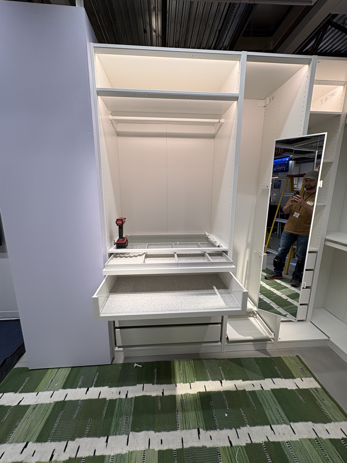 Ikea Closet Unit Assembly photo 4