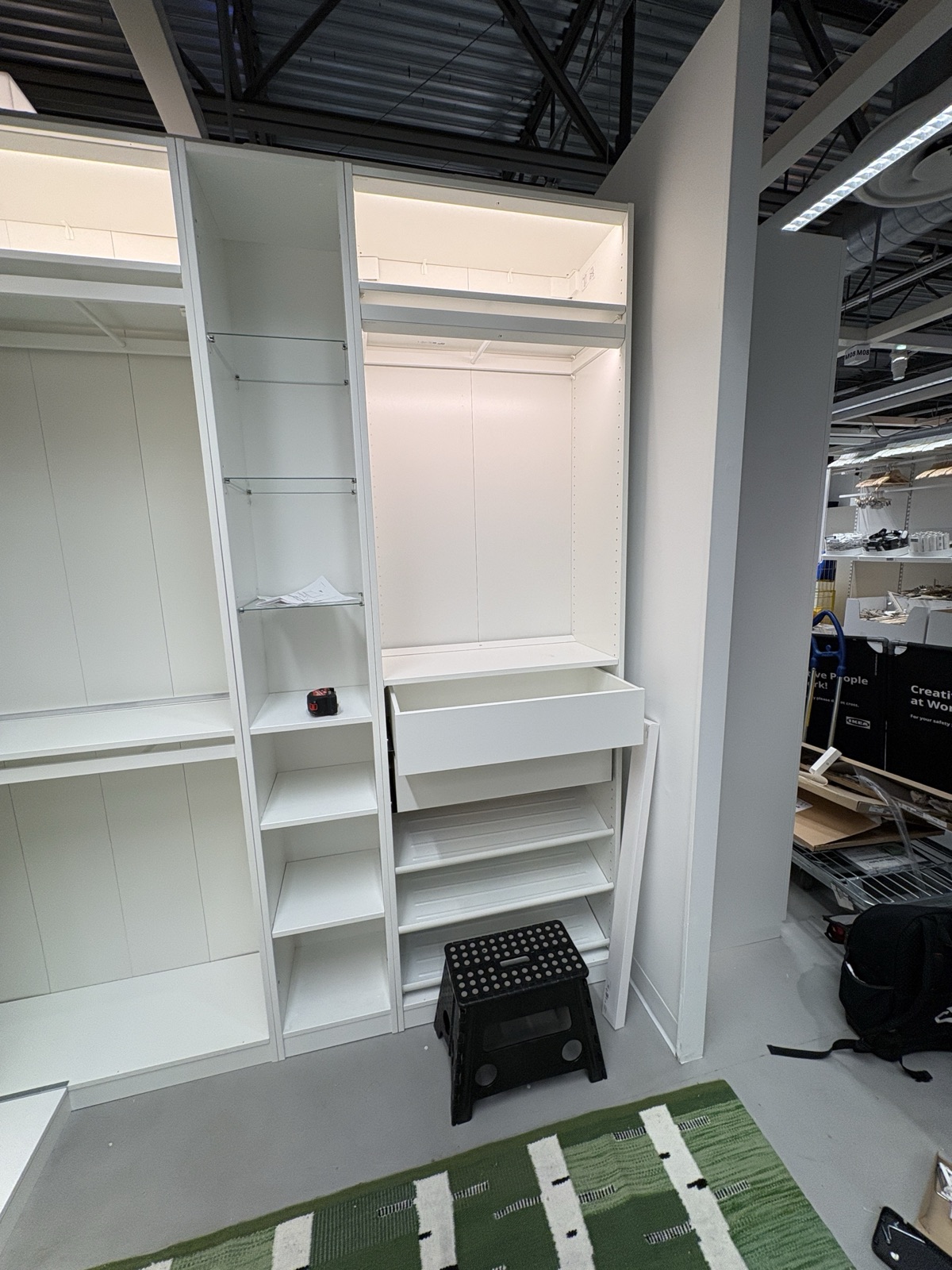 Ikea Closet Unit Assembly photo 3