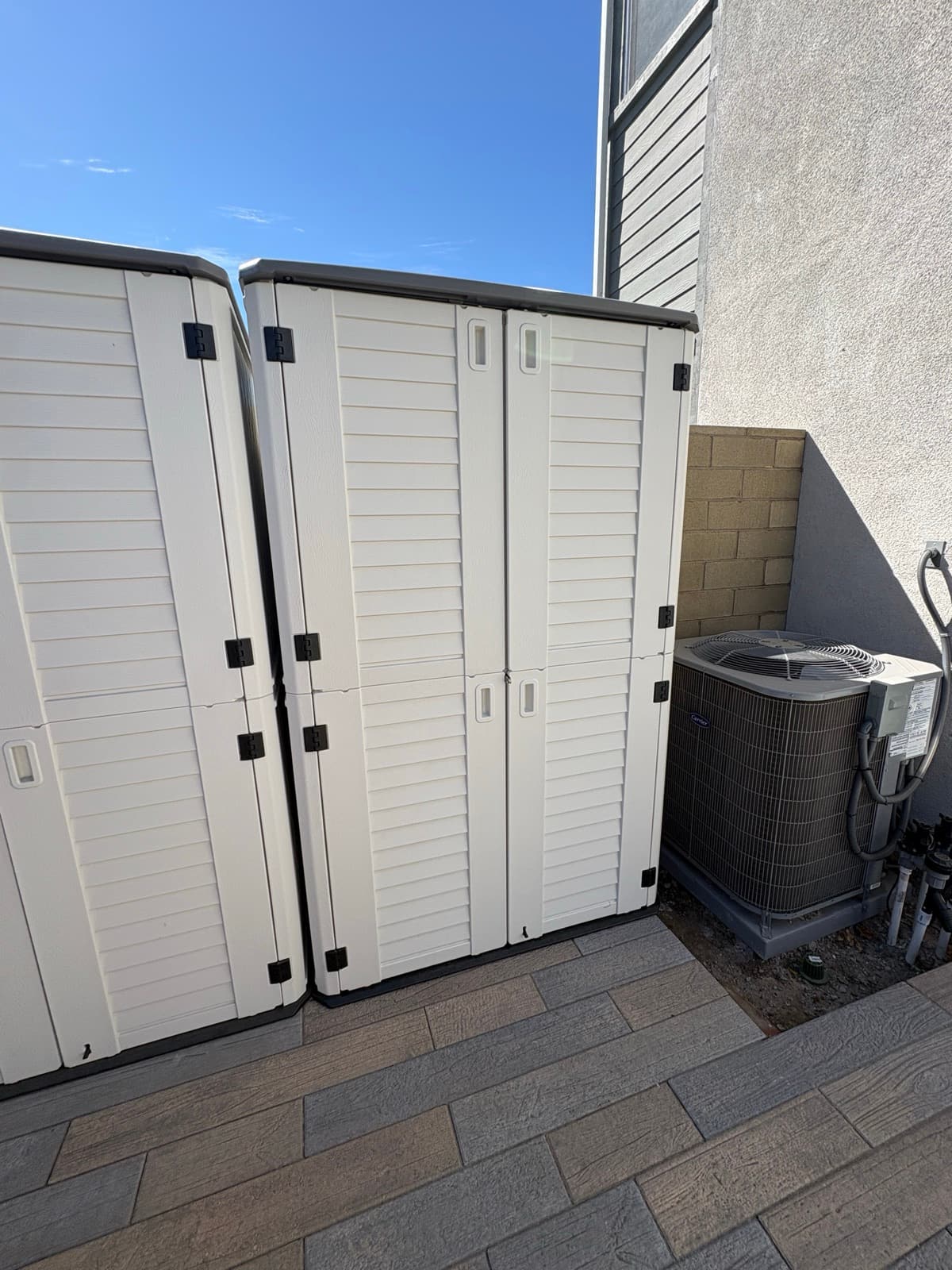 Outdoor Storage Cabinet Assembly