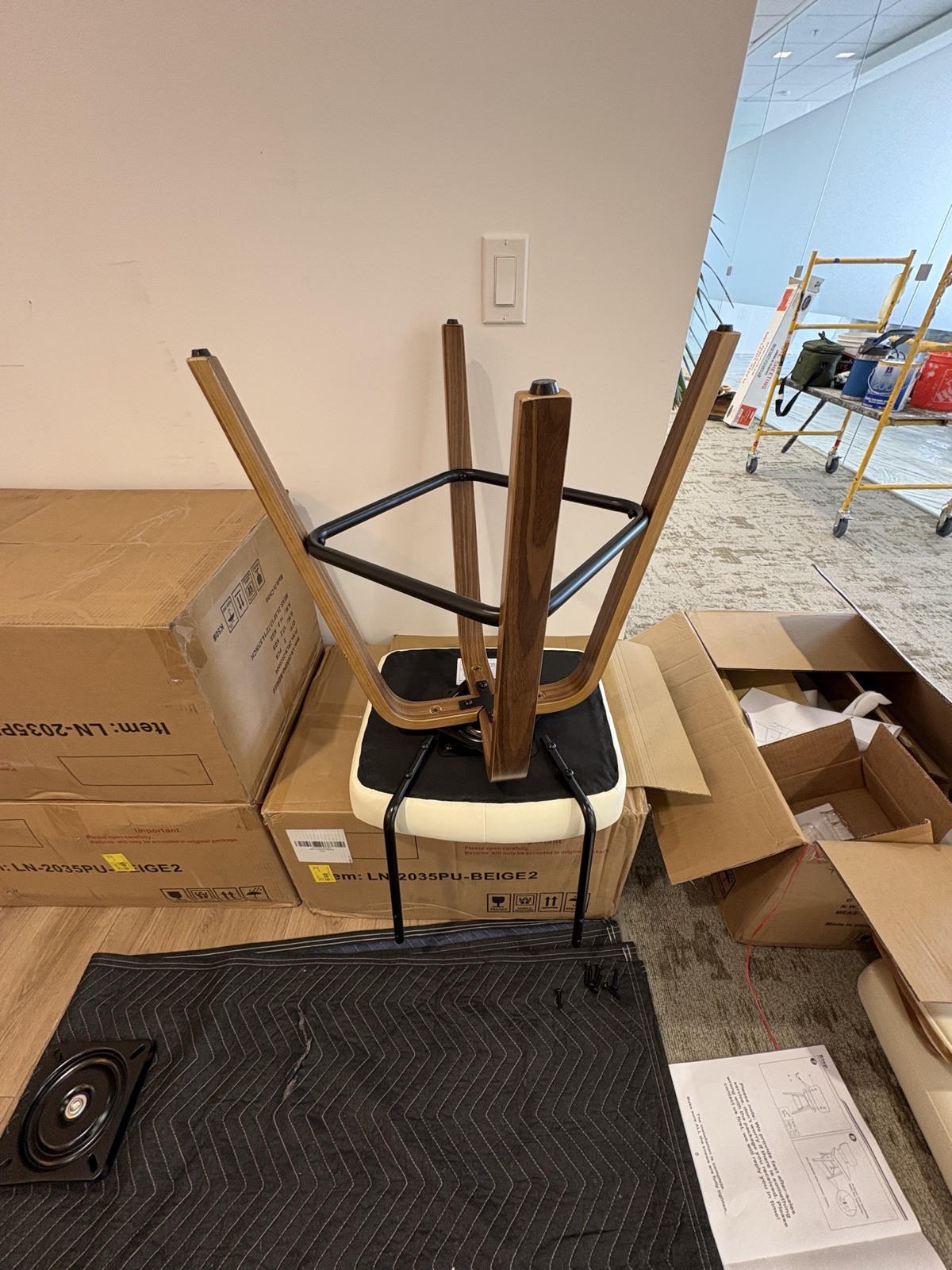 Modern Padded Bar Stool Assembly photo 2